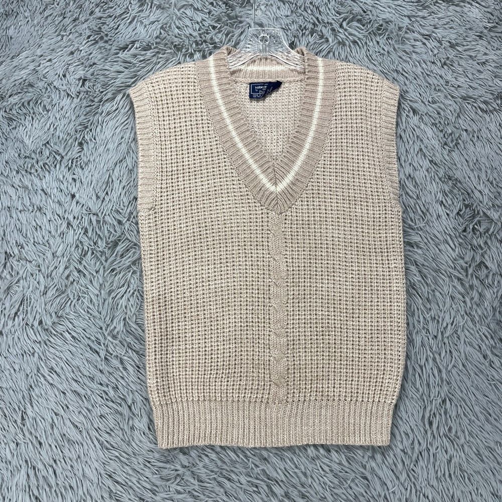 Women's V-Neck Sweater Vest - Cream